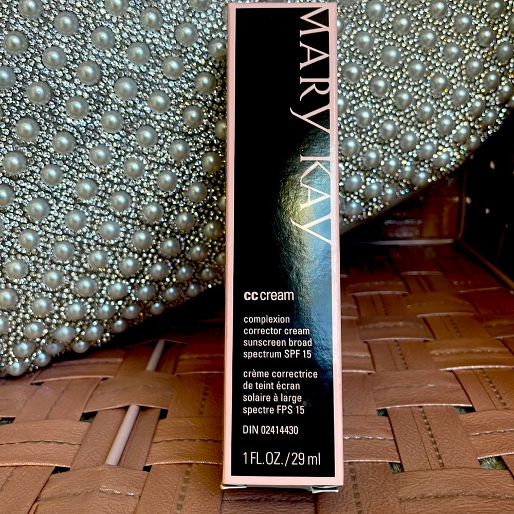 Mary Kay CC Cream SPF 15.   Color: very deep